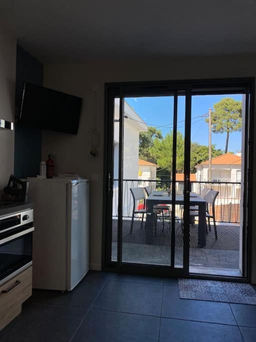 Guest House Dans Le Parc A 400M De La Mer Saint-Georges-de-Didonne ภายนอก รูปภาพ